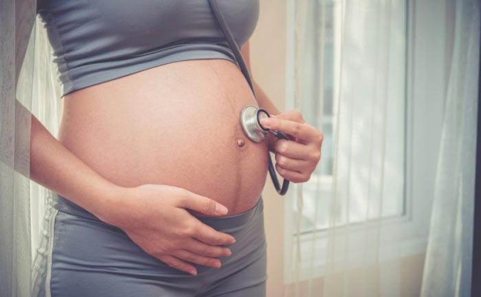 Qué función tiene el ombligo durante el embarazo